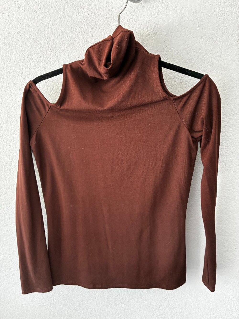 Cache brown top